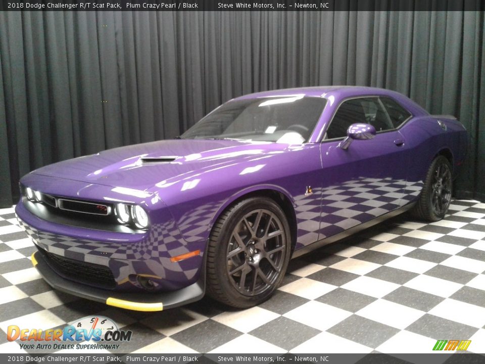 2018 Dodge Challenger R/T Scat Pack Plum Crazy Pearl / Black Photo #2