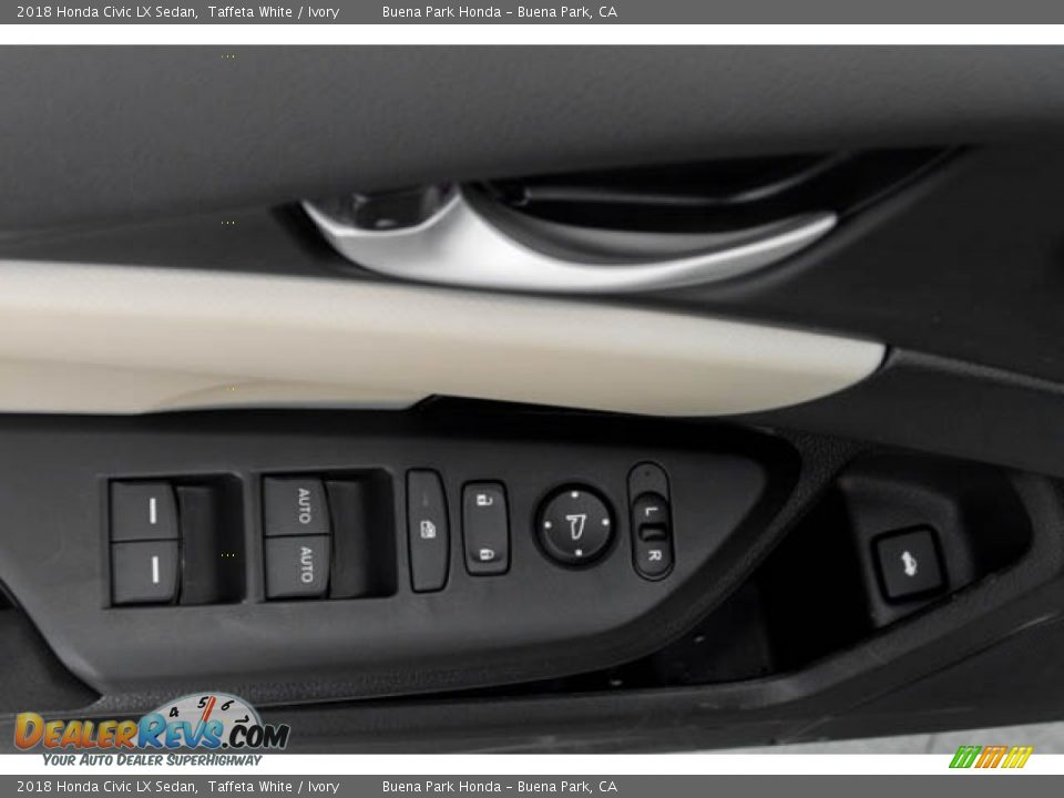 2018 Honda Civic LX Sedan Taffeta White / Ivory Photo #32
