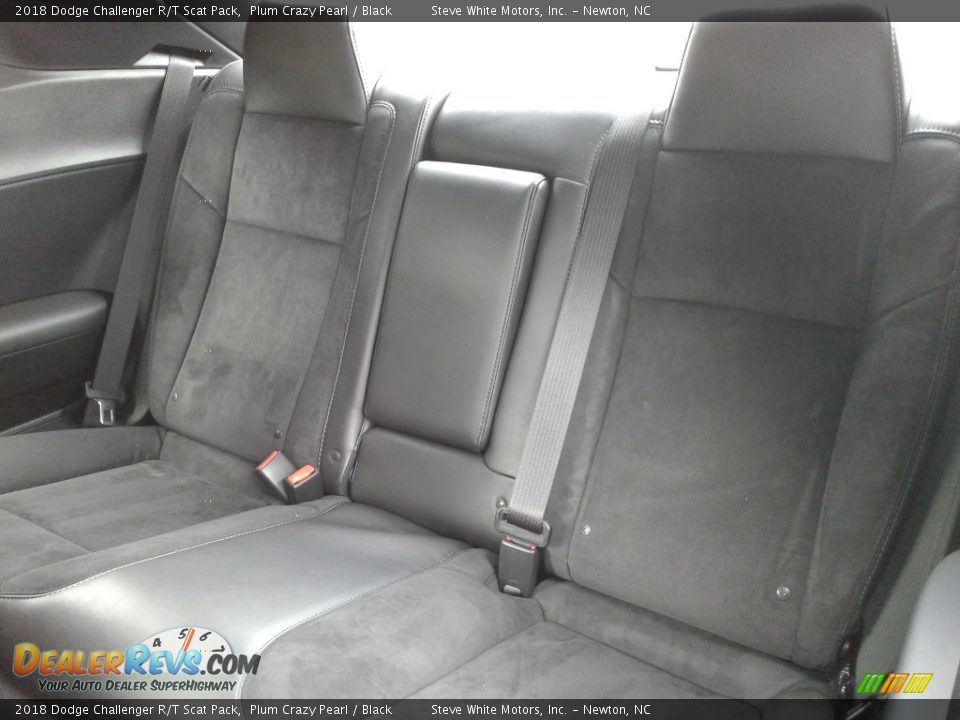 2018 Dodge Challenger R/T Scat Pack Plum Crazy Pearl / Black Photo #11