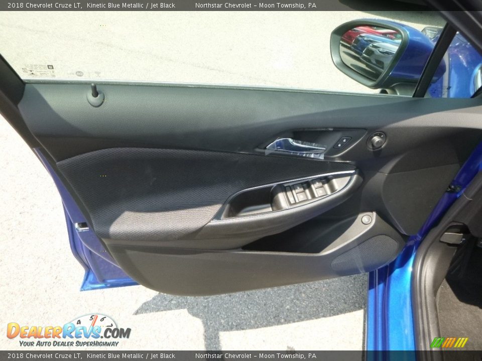 2018 Chevrolet Cruze LT Kinetic Blue Metallic / Jet Black Photo #15