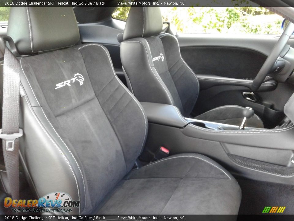 Front Seat of 2018 Dodge Challenger SRT Hellcat Photo #16
