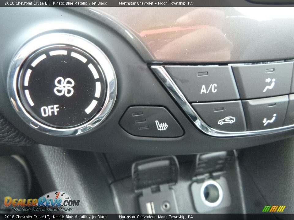 2018 Chevrolet Cruze LT Kinetic Blue Metallic / Jet Black Photo #20