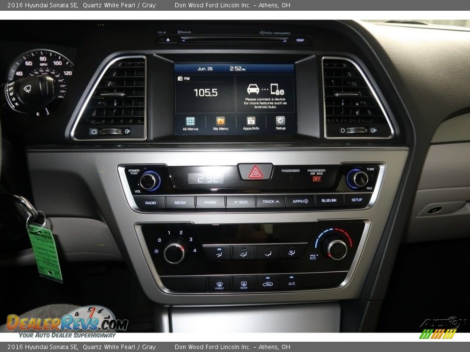 2016 Hyundai Sonata SE Quartz White Pearl / Gray Photo #17