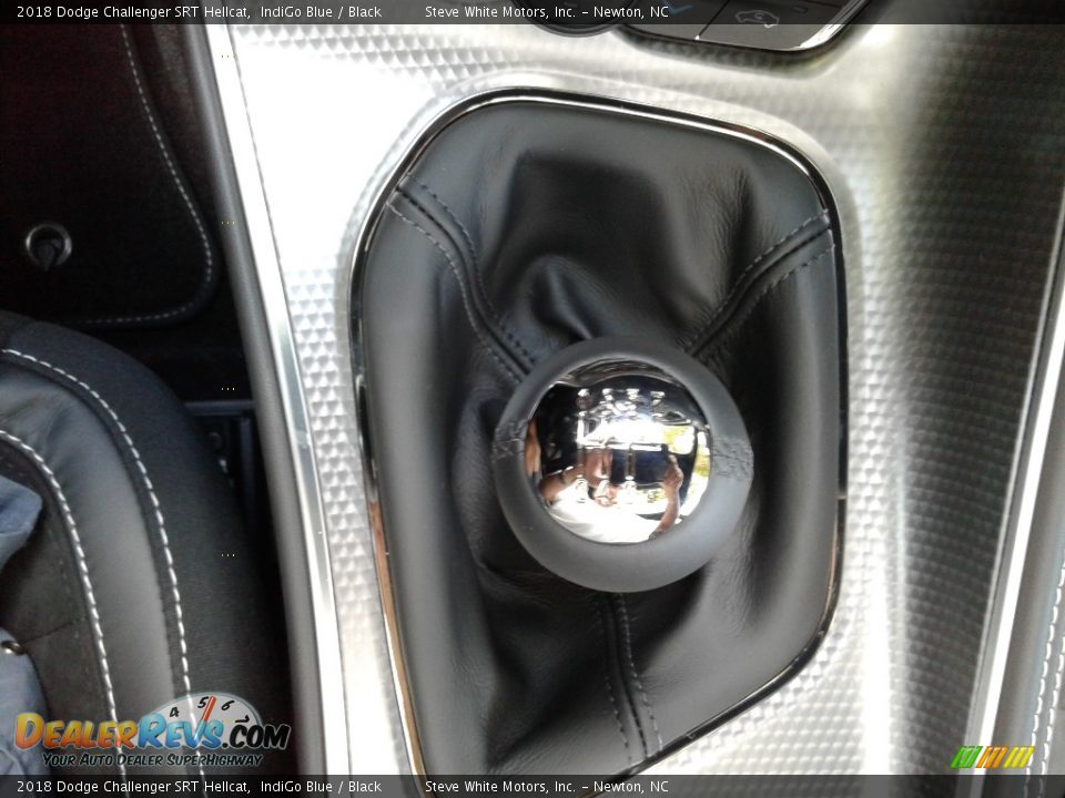 2018 Dodge Challenger SRT Hellcat Shifter Photo #31