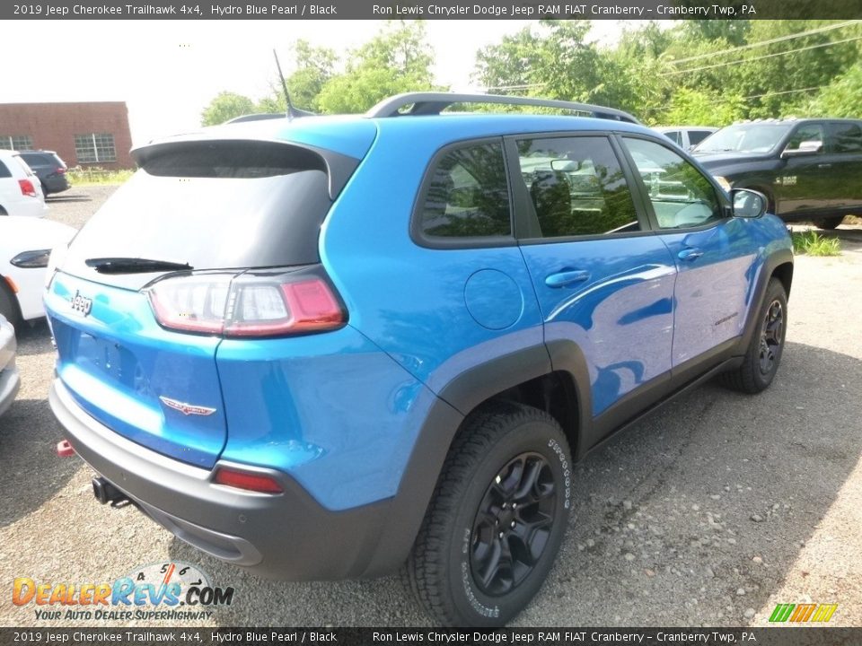 2019 Jeep Cherokee Trailhawk 4x4 Hydro Blue Pearl / Black Photo #5