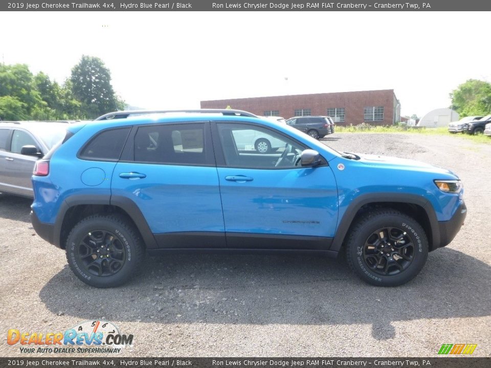 2019 Jeep Cherokee Trailhawk 4x4 Hydro Blue Pearl / Black Photo #6
