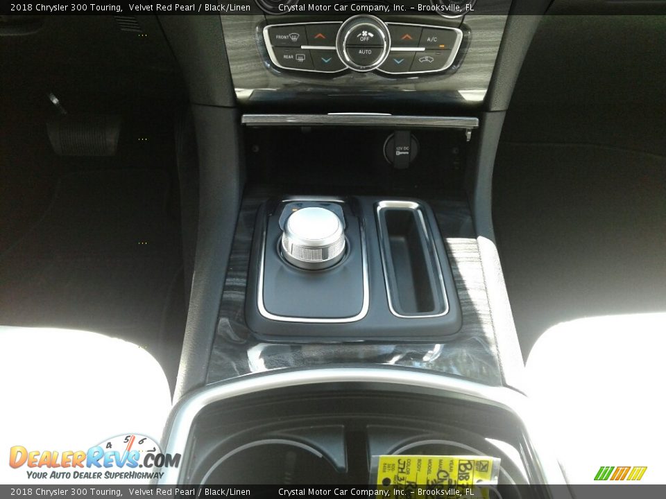 2018 Chrysler 300 Touring Velvet Red Pearl / Black/Linen Photo #16