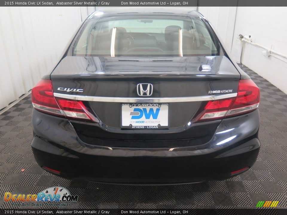 2015 Honda Civic LX Sedan Alabaster Silver Metallic / Gray Photo #10