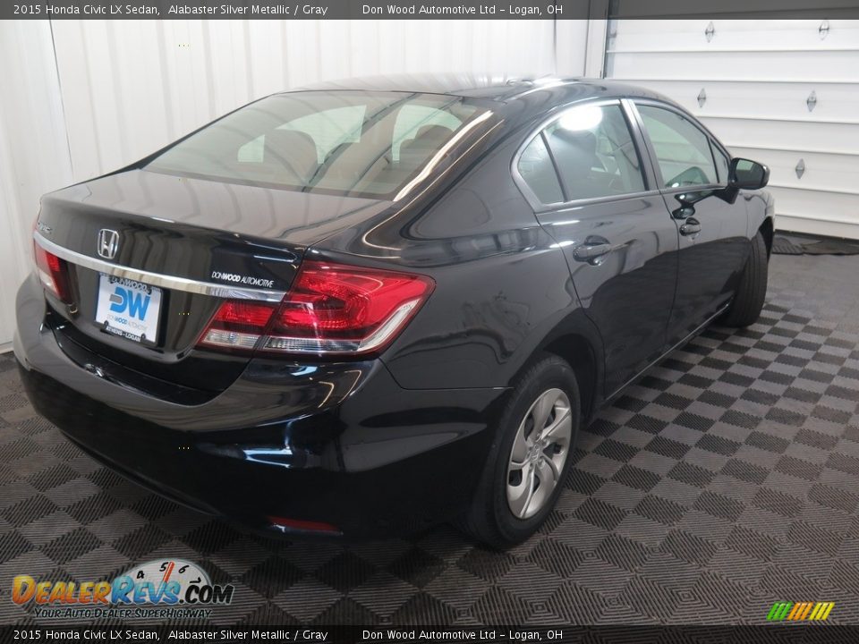 2015 Honda Civic LX Sedan Alabaster Silver Metallic / Gray Photo #11