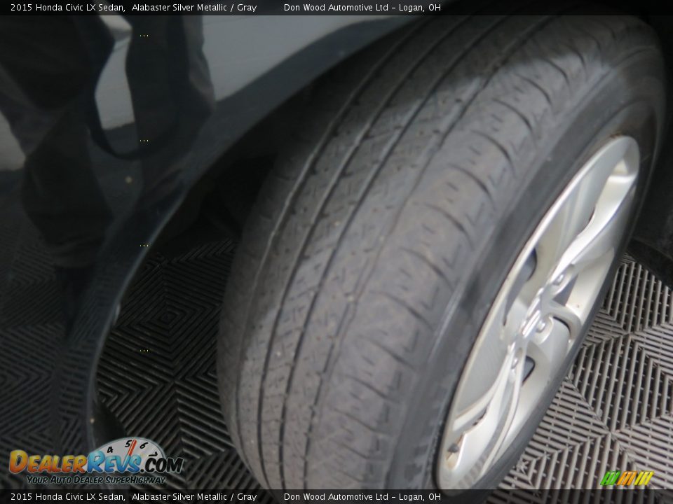 2015 Honda Civic LX Sedan Alabaster Silver Metallic / Gray Photo #20