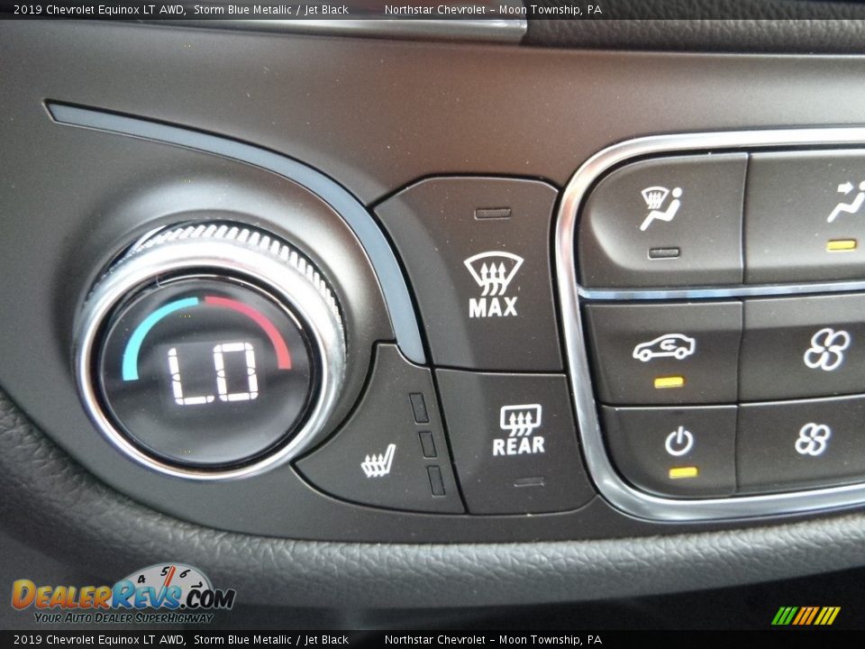 Controls of 2019 Chevrolet Equinox LT AWD Photo #19