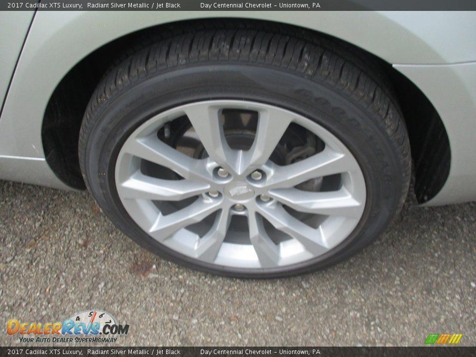 2017 Cadillac XTS Luxury Radiant Silver Metallic / Jet Black Photo #6