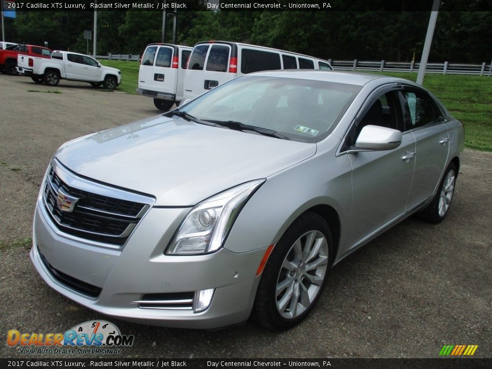 2017 Cadillac XTS Luxury Radiant Silver Metallic / Jet Black Photo #8