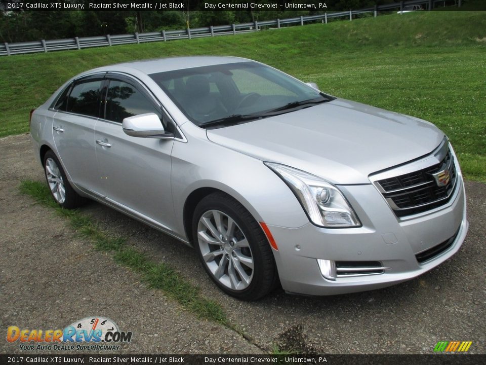 2017 Cadillac XTS Luxury Radiant Silver Metallic / Jet Black Photo #10
