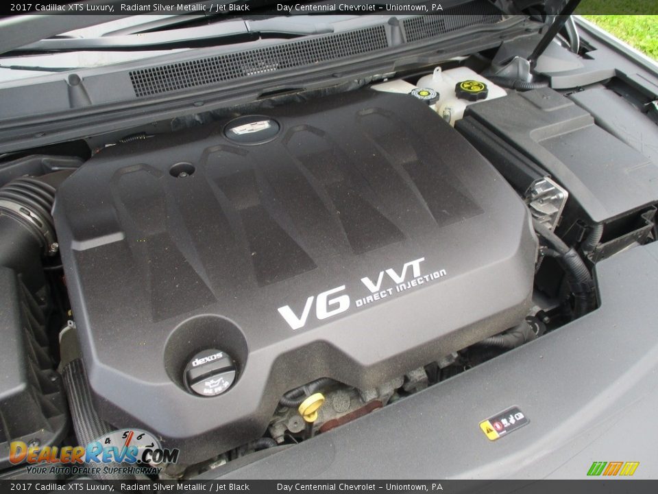 2017 Cadillac XTS Luxury Radiant Silver Metallic / Jet Black Photo #14