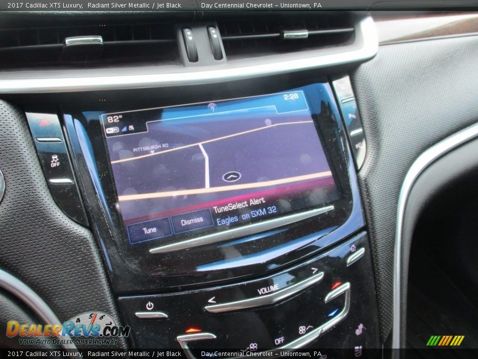 2017 Cadillac XTS Luxury Radiant Silver Metallic / Jet Black Photo #17