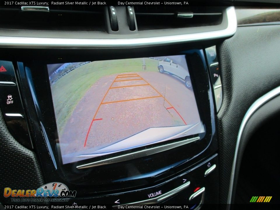 2017 Cadillac XTS Luxury Radiant Silver Metallic / Jet Black Photo #18