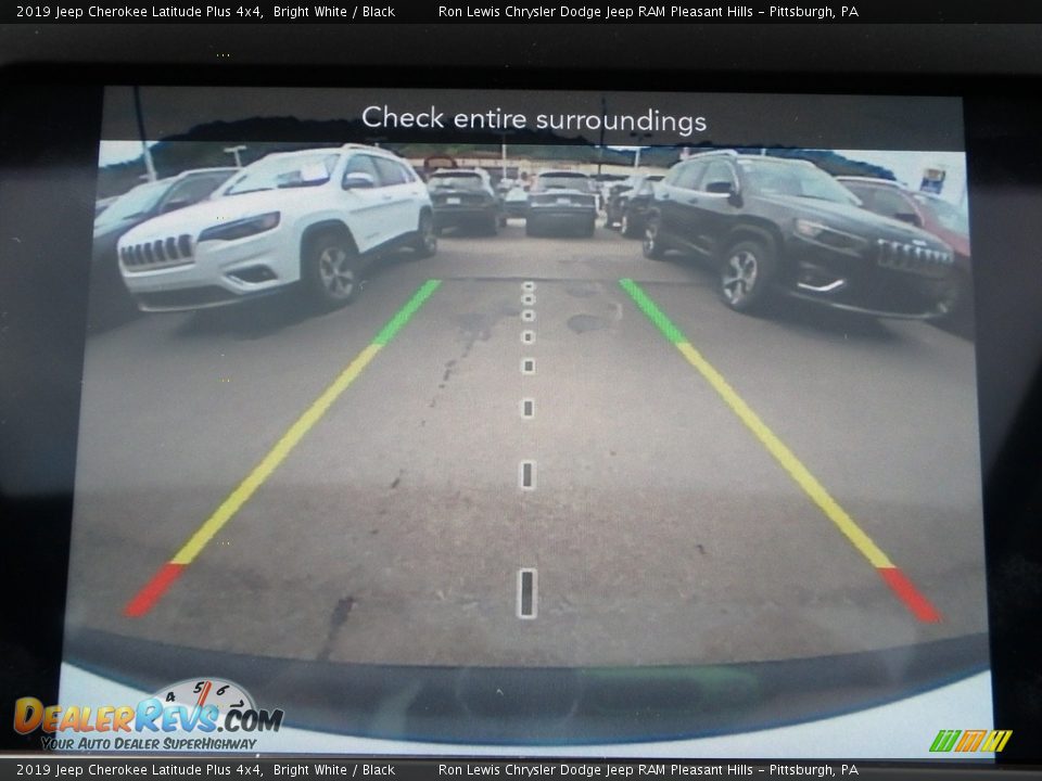 2019 Jeep Cherokee Latitude Plus 4x4 Bright White / Black Photo #17