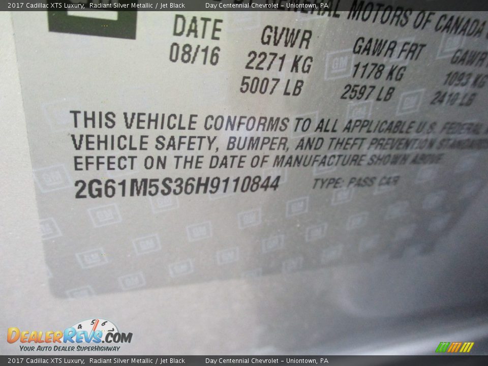 2017 Cadillac XTS Luxury Radiant Silver Metallic / Jet Black Photo #28