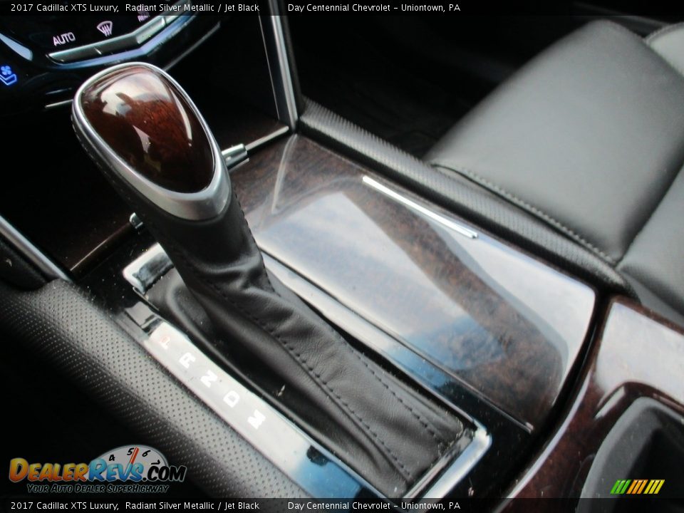 2017 Cadillac XTS Luxury Radiant Silver Metallic / Jet Black Photo #30