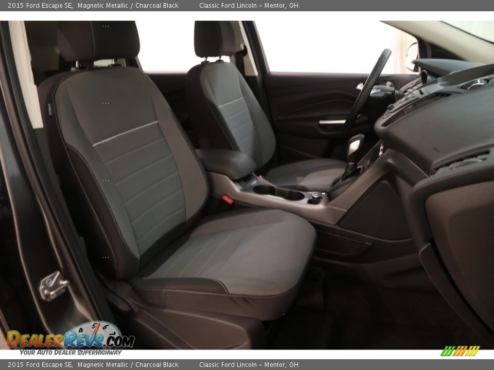 2015 Ford Escape SE Magnetic Metallic / Charcoal Black Photo #12