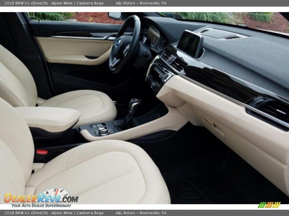 2018 BMW X1 xDrive28i Alpine White / Canberra Beige Photo #3