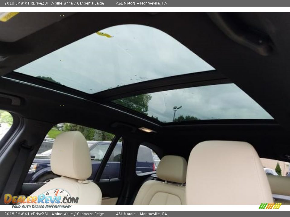 2018 BMW X1 xDrive28i Alpine White / Canberra Beige Photo #16