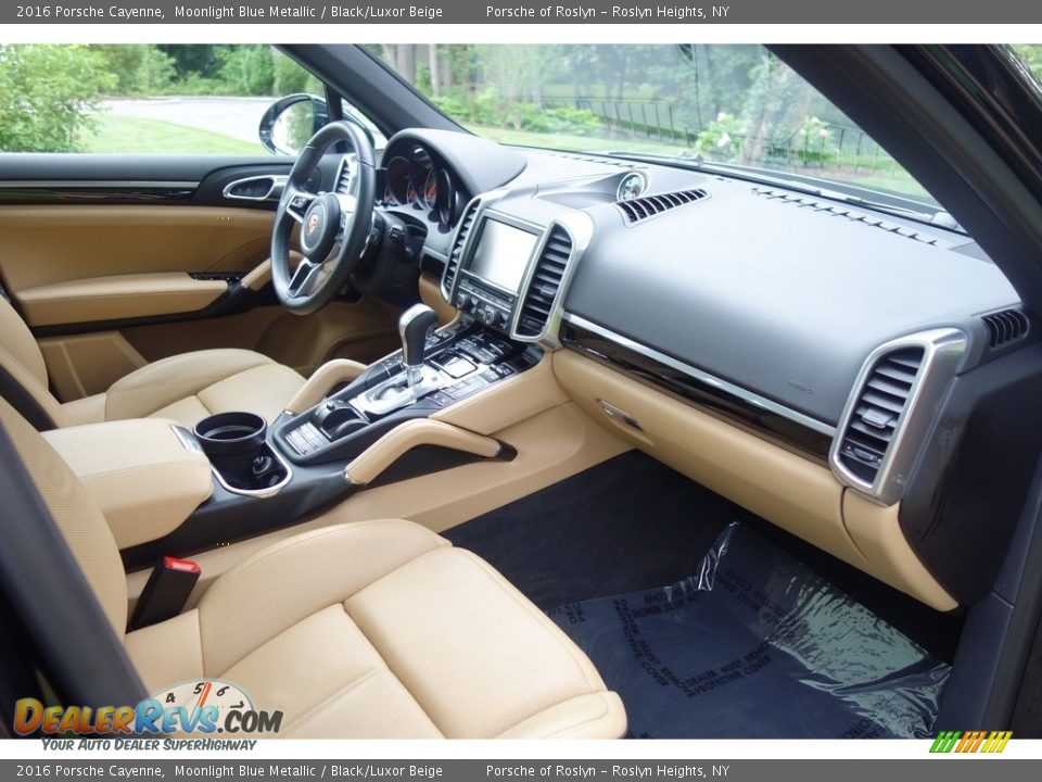 2016 Porsche Cayenne Moonlight Blue Metallic / Black/Luxor Beige Photo #17
