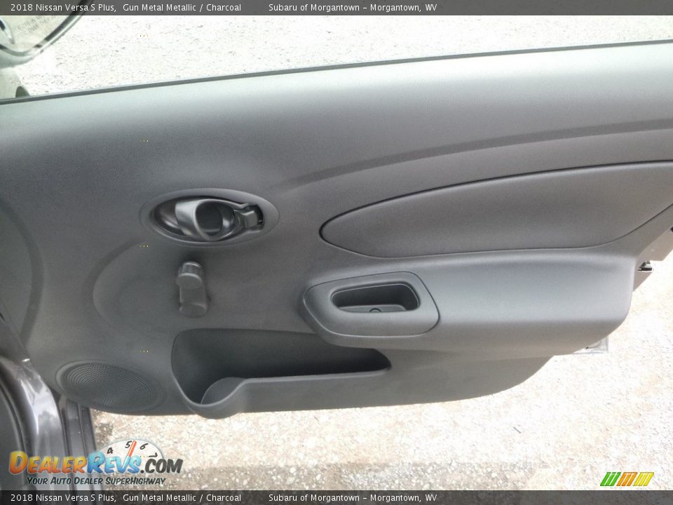 2018 Nissan Versa S Plus Gun Metal Metallic / Charcoal Photo #12