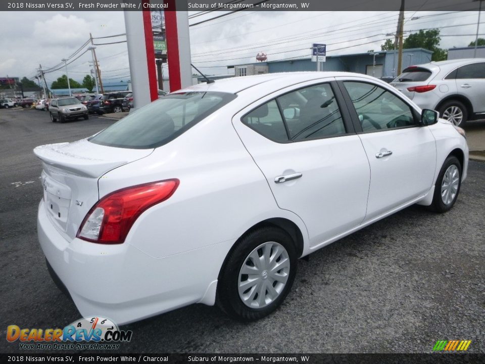 2018 Nissan Versa SV Fresh Powder White / Charcoal Photo #4