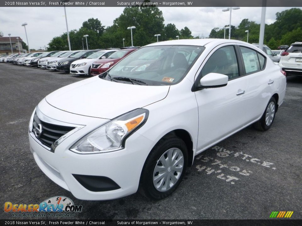 2018 Nissan Versa SV Fresh Powder White / Charcoal Photo #8