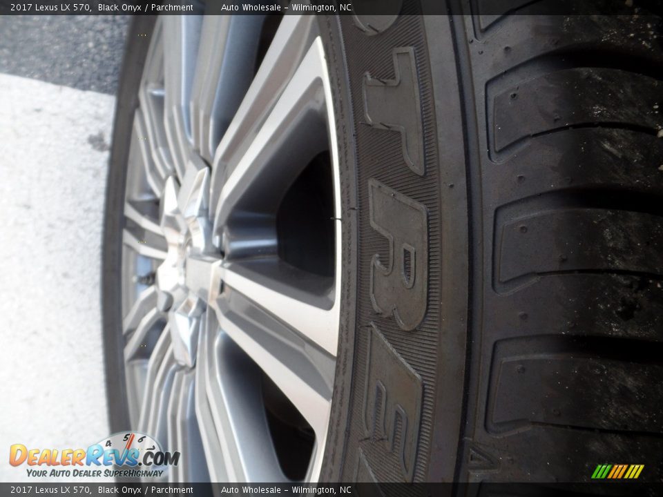2017 Lexus LX 570 Black Onyx / Parchment Photo #8