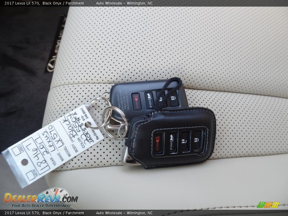 2017 Lexus LX 570 Black Onyx / Parchment Photo #20