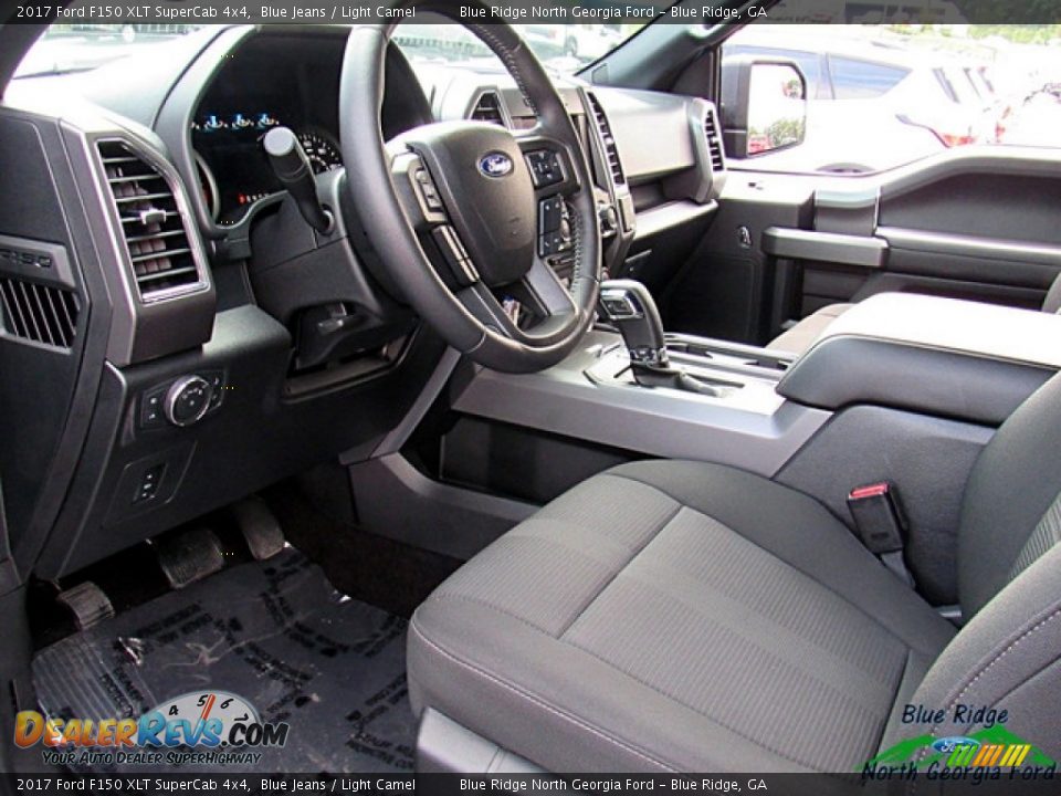 2017 Ford F150 XLT SuperCab 4x4 Blue Jeans / Light Camel Photo #32