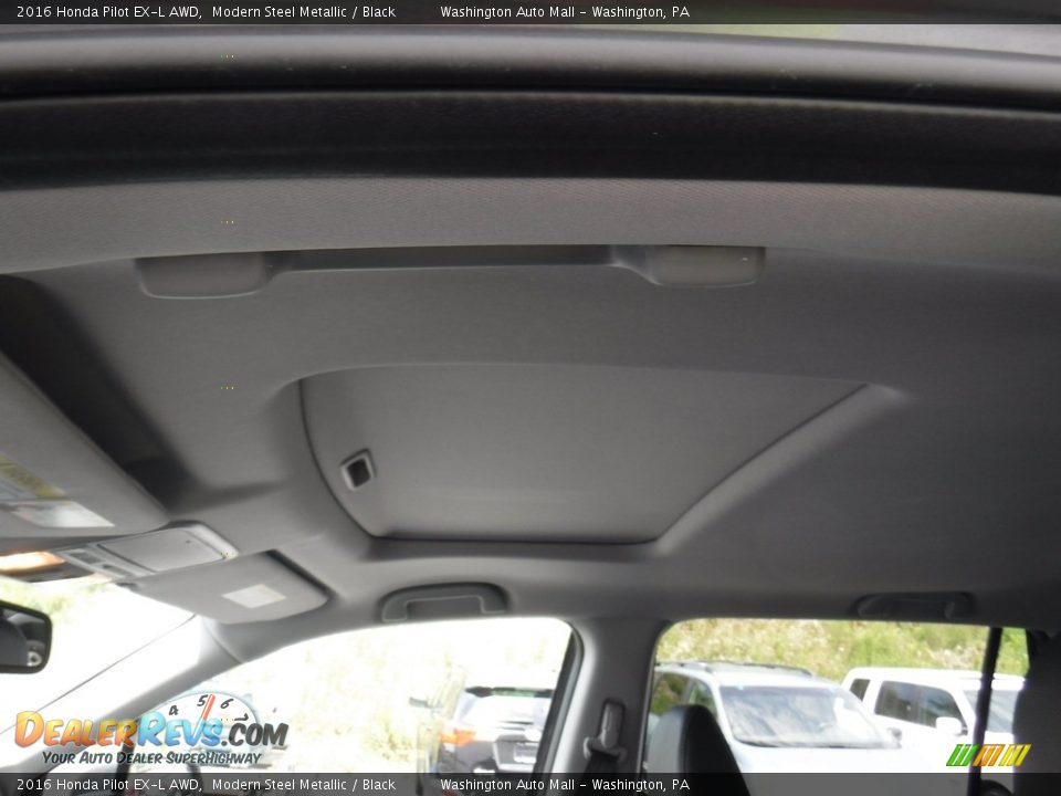 2016 Honda Pilot EX-L AWD Modern Steel Metallic / Black Photo #11