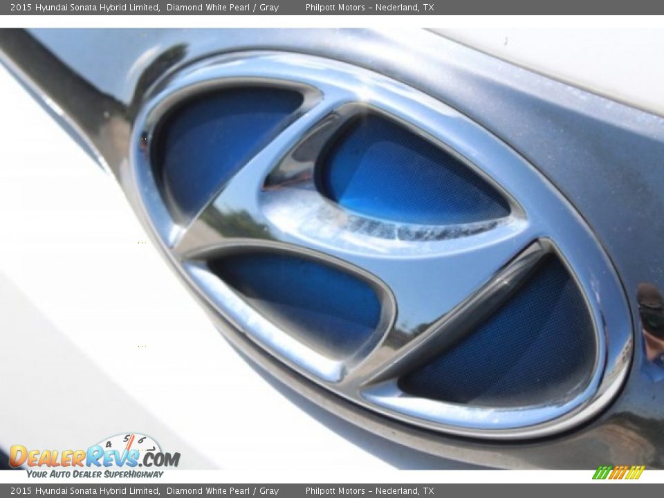 2015 Hyundai Sonata Hybrid Limited Diamond White Pearl / Gray Photo #4