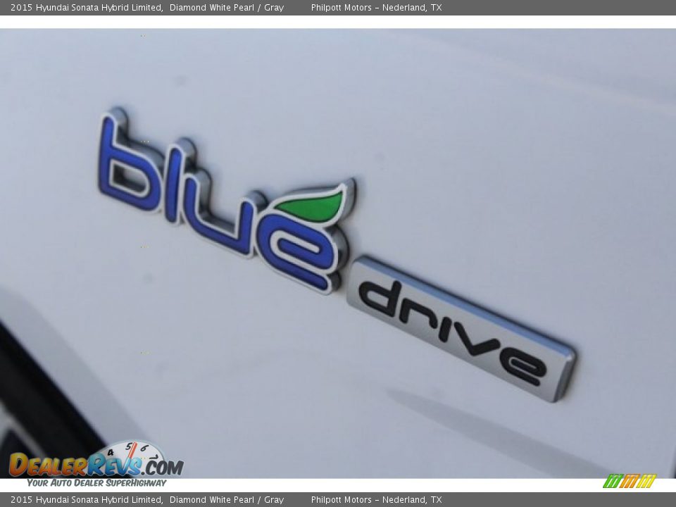 2015 Hyundai Sonata Hybrid Limited Diamond White Pearl / Gray Photo #7