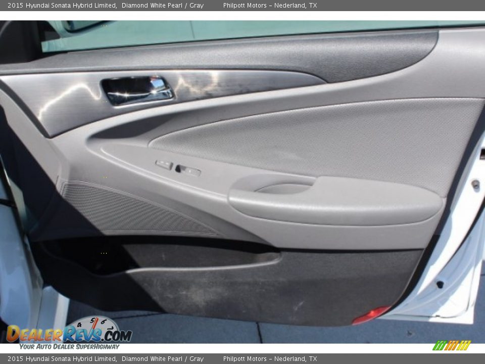 2015 Hyundai Sonata Hybrid Limited Diamond White Pearl / Gray Photo #33