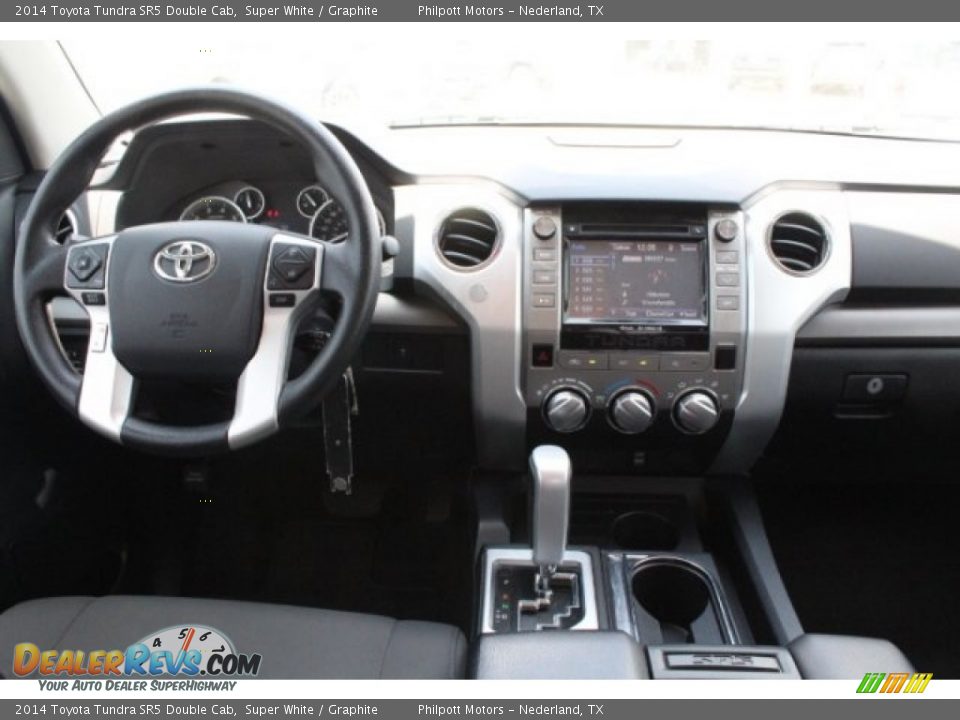 2014 Toyota Tundra SR5 Double Cab Super White / Graphite Photo #26