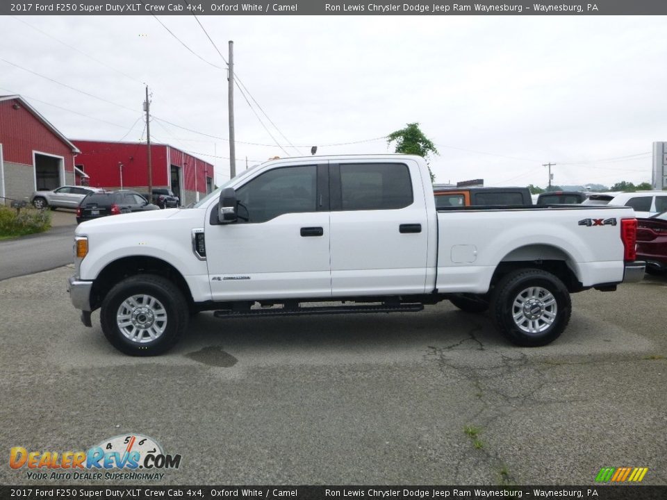 2017 Ford F250 Super Duty XLT Crew Cab 4x4 Oxford White / Camel Photo #2