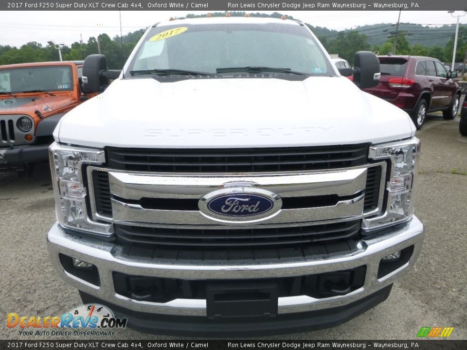 2017 Ford F250 Super Duty XLT Crew Cab 4x4 Oxford White / Camel Photo #7