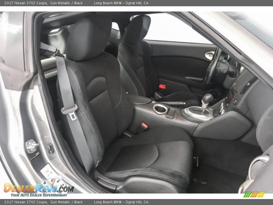 Front Seat of 2017 Nissan 370Z Coupe Photo #6