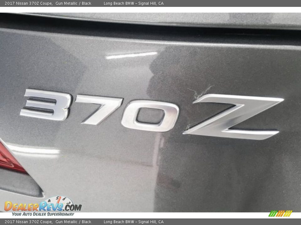 2017 Nissan 370Z Coupe Gun Metallic / Black Photo #7