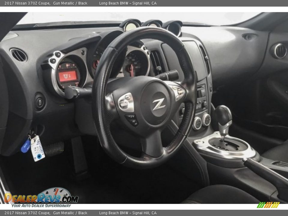 2017 Nissan 370Z Coupe Gun Metallic / Black Photo #17