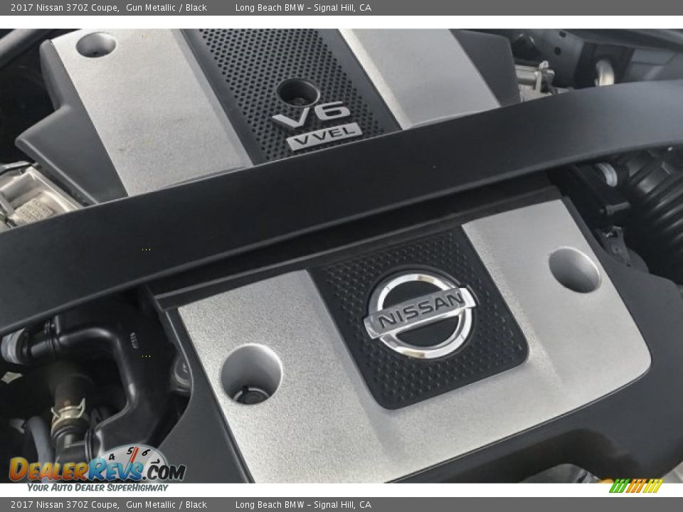 2017 Nissan 370Z Coupe Gun Metallic / Black Photo #24