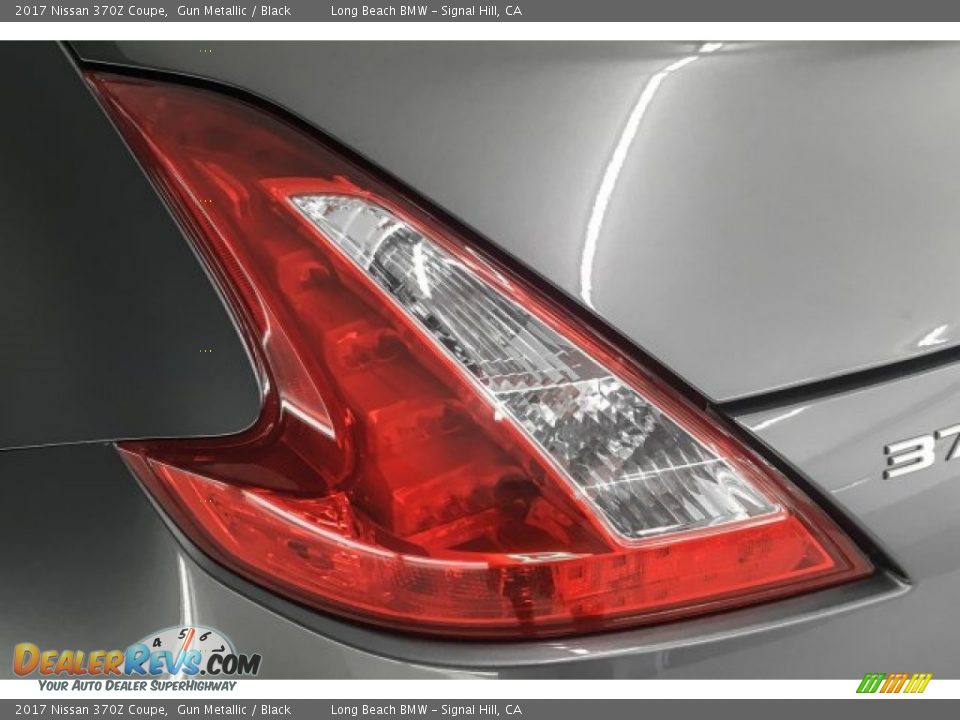 2017 Nissan 370Z Coupe Gun Metallic / Black Photo #27