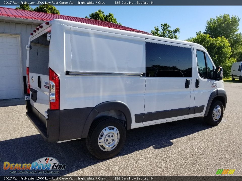 2017 Ram ProMaster 1500 Low Roof Cargo Van Bright White / Gray Photo #6