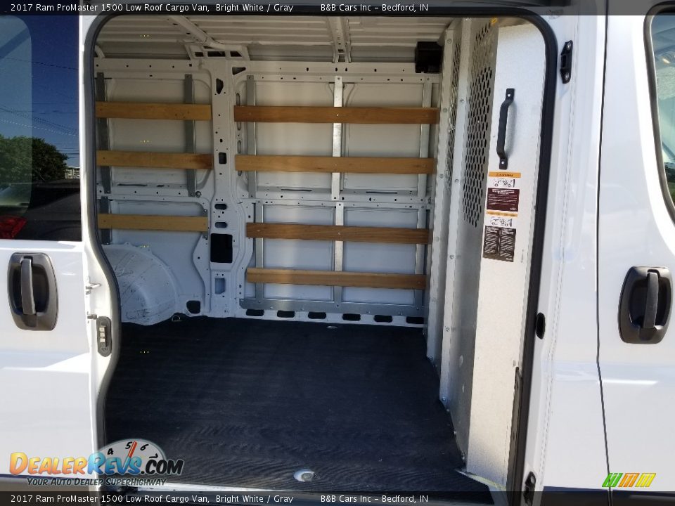 2017 Ram ProMaster 1500 Low Roof Cargo Van Bright White / Gray Photo #13