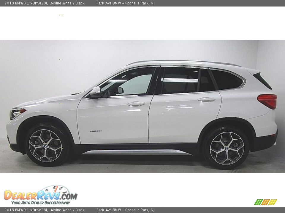 2018 BMW X1 xDrive28i Alpine White / Black Photo #2