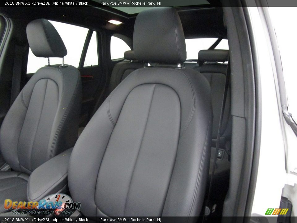 2018 BMW X1 xDrive28i Alpine White / Black Photo #10